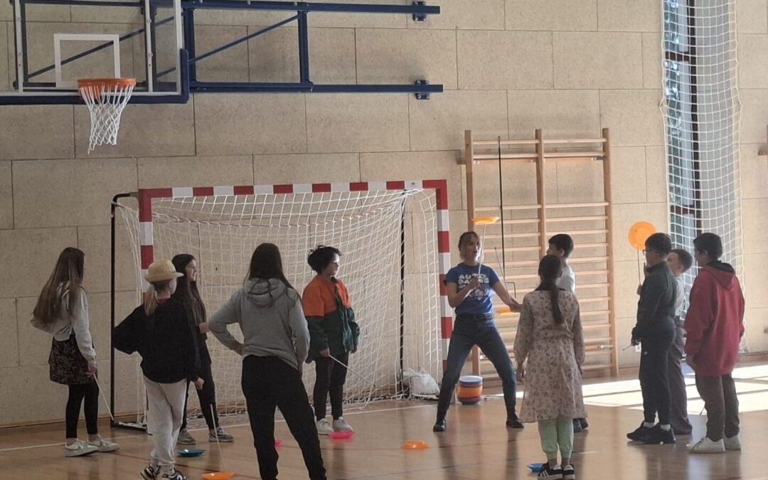 Ruksak (pun) kulture: “Klaun i ja”